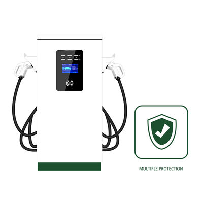 Chargeurs électriques pour voitures extérieures Station de recharge en courant continu 120A~250A 150kw