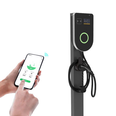 Systèmes de recharge rapide pour véhicules électriques montés sur une paroi 220v